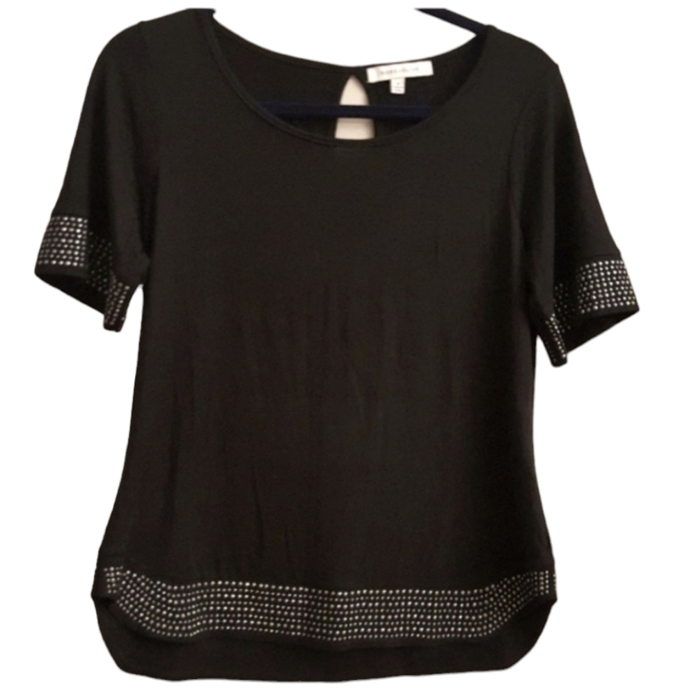 ROSE AND OLIVE Hi/Lo Pullover Top with Studded Hem and Sleeve Cuffs sz S